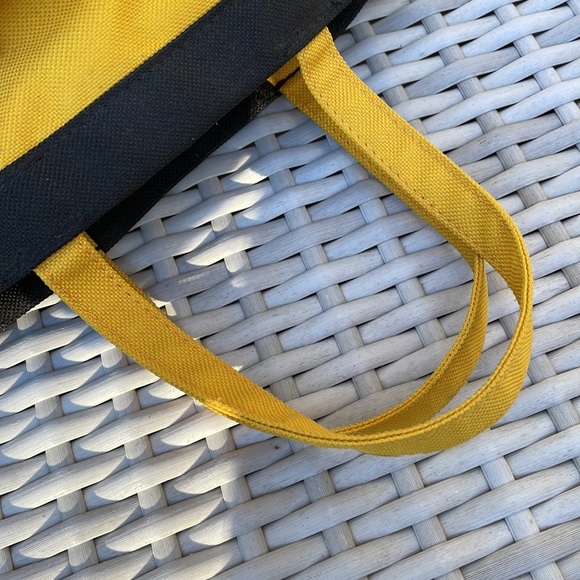 🐝 Georgia Tech Yellow /Black Multi-Pocket Shower Caddy Bag - Picture 7 of 11
